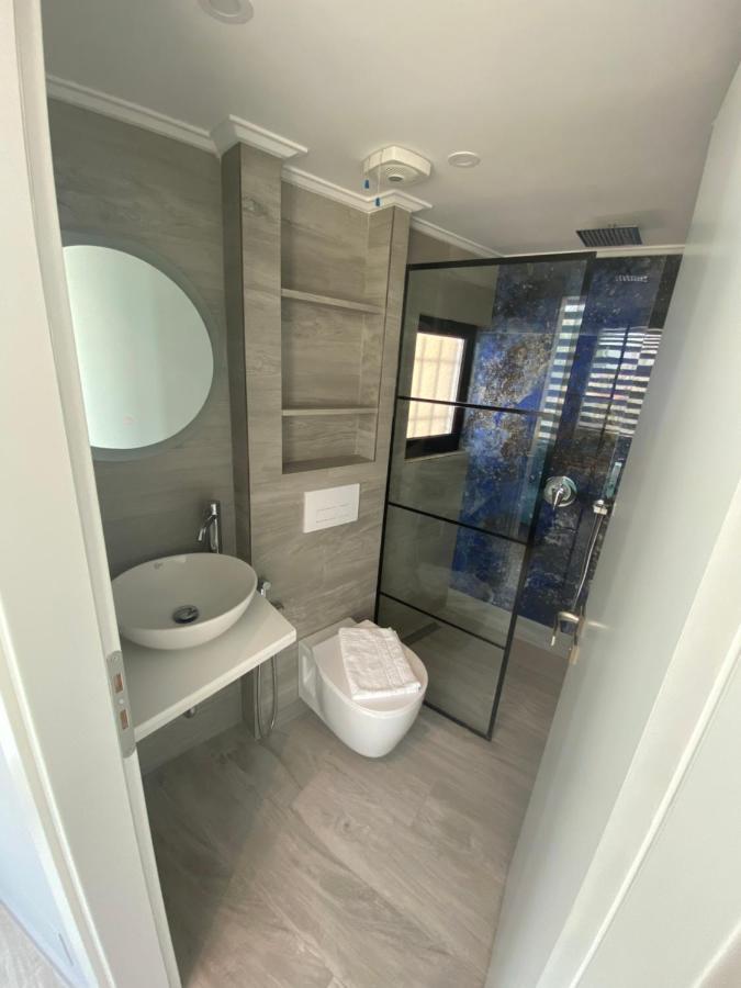 Crown Apartment Sarandë Eksteriør billede